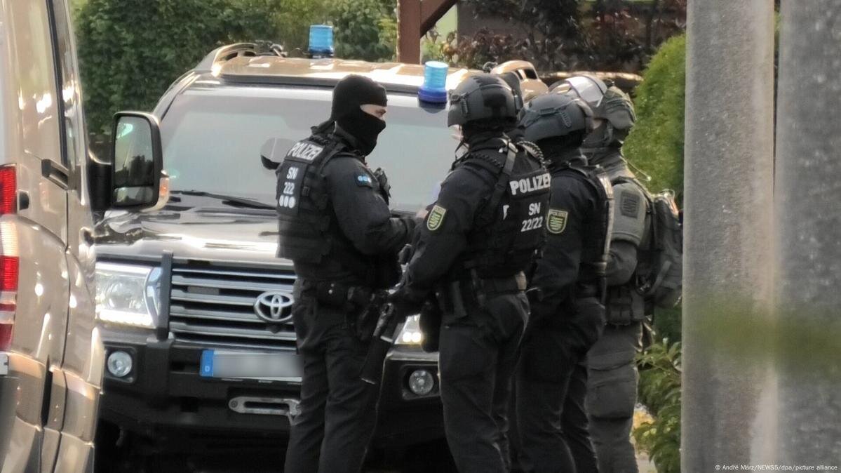 German Police Arrest Far-Right ‘Reichsbürger’ Suspects