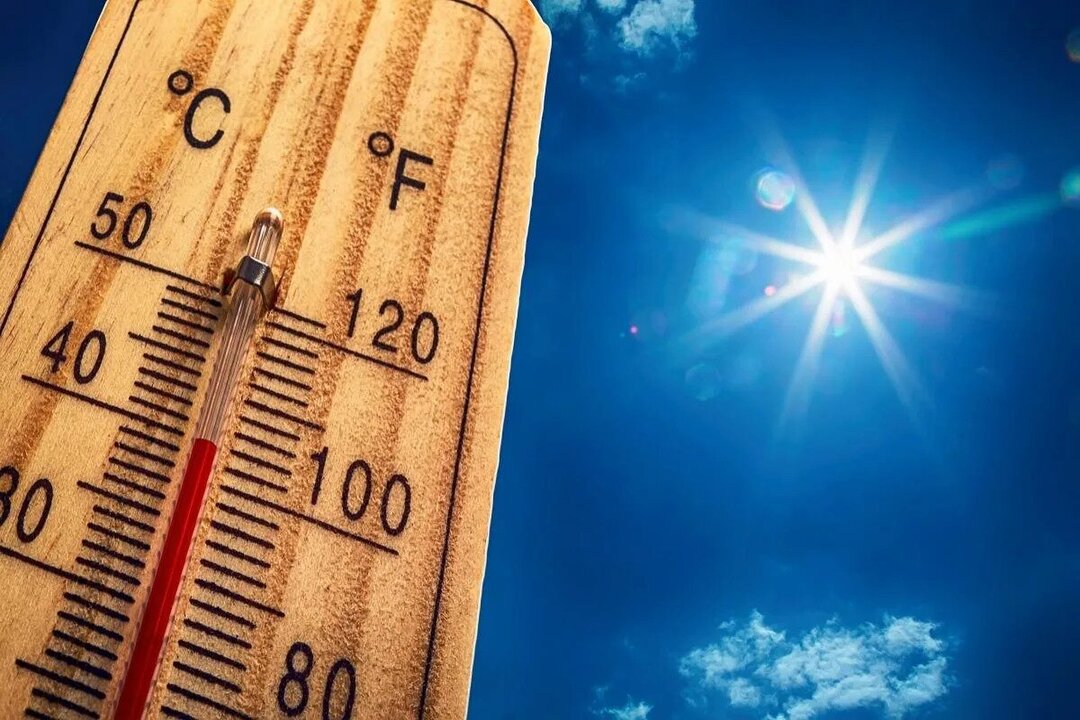 UK Issues Heat Health Warnings as Temperatures Soar