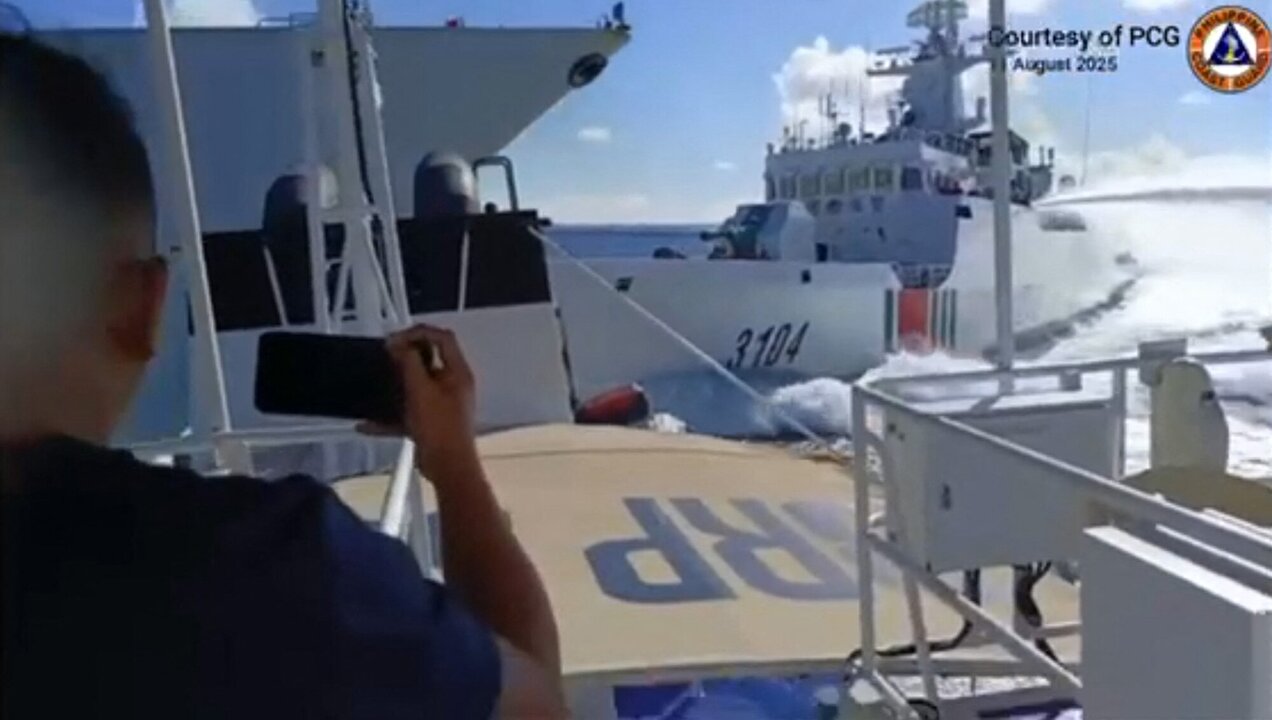 China Expels Philippine Vessels Near Scarborough Shoal