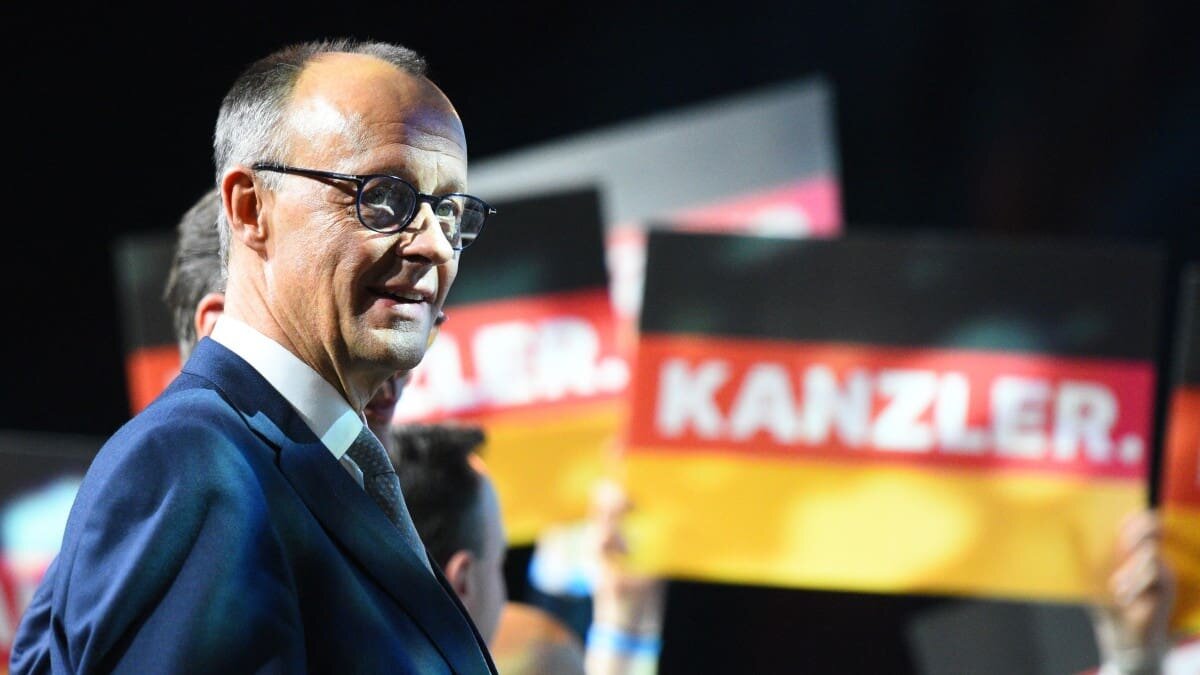 Friedrich Merz steht an einem politischen Scheideweg in Deutschland.