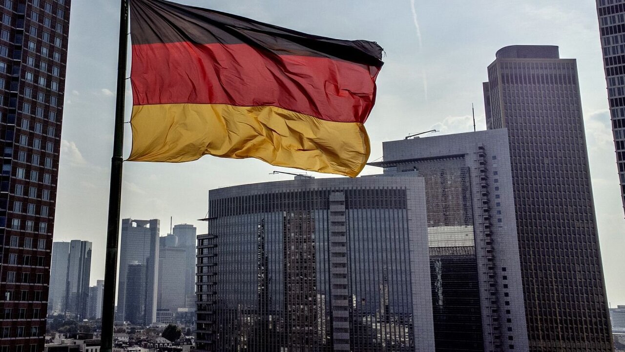 Das Vertrauen der deutschen Investoren sinkt im August stark.