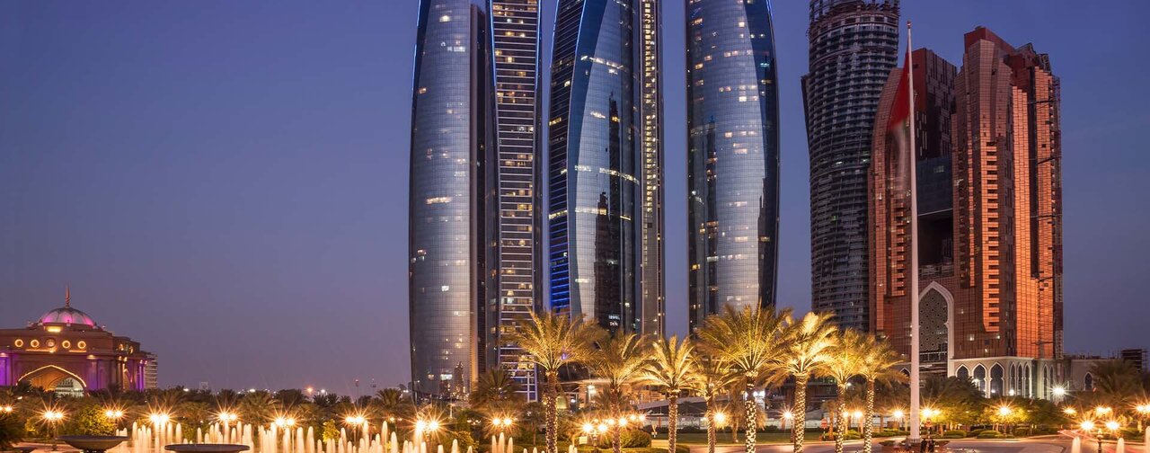 المستثمرون الأثرياء في العملات الرقمية ينتقلون إلى الإمارات العربية المتحدة