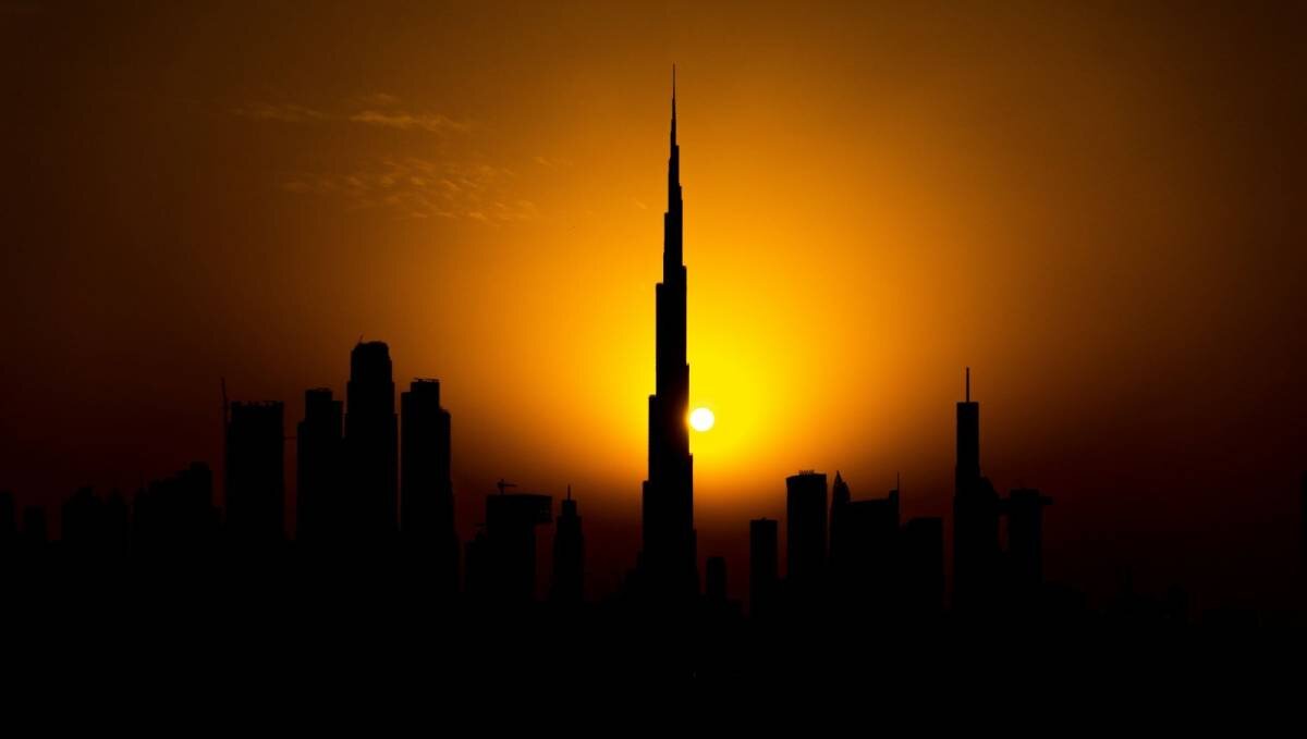 تحذير من موجة حر في الإمارات مع اقتراب درجات الحرارة من 46°C