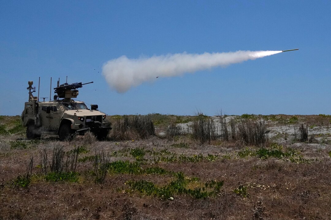 US and Philippines Discuss Missile System Deployments
