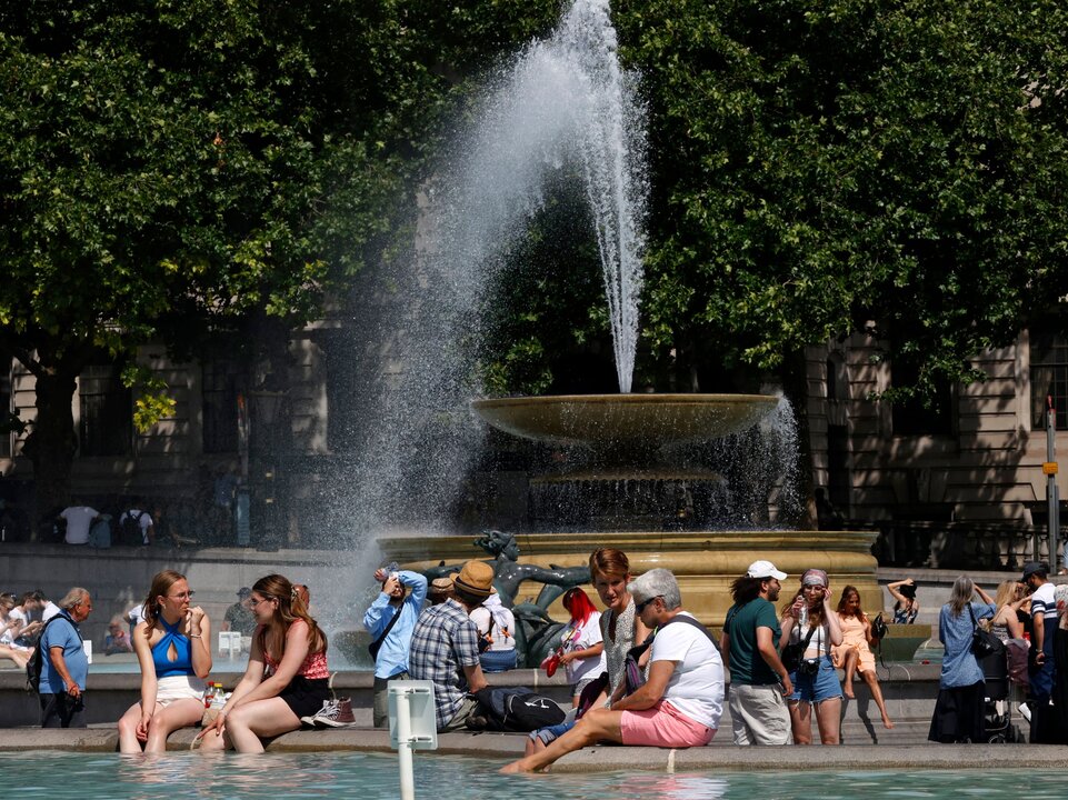 Rising Temperatures Could Make Air Conditioning a UK Political Priority