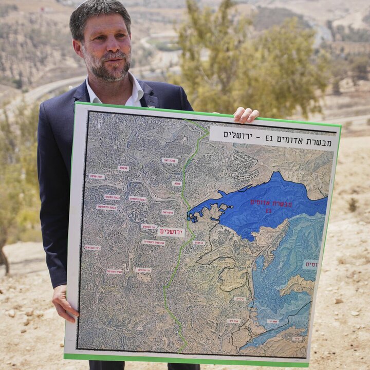 La France condamne le plan de colonisation d'Israël en Cisjordanie occupée.