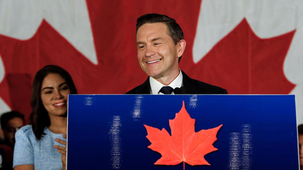 Le chef conservateur du Canada revient au parlement.