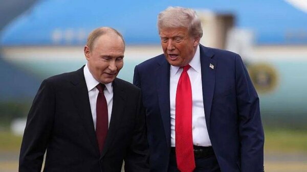 Kremlin Downplays Summit Talks Amidst Trump's Calls for US-Russia-Ukraine Meeting