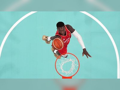 Deutsche Basketballmannschaft triumphiert über Spanien in einem packenden Overtime-Spiel.