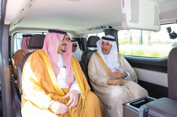 Riyadh Deputy Emir Inspects Expansion Projects at King Khalid International Airport