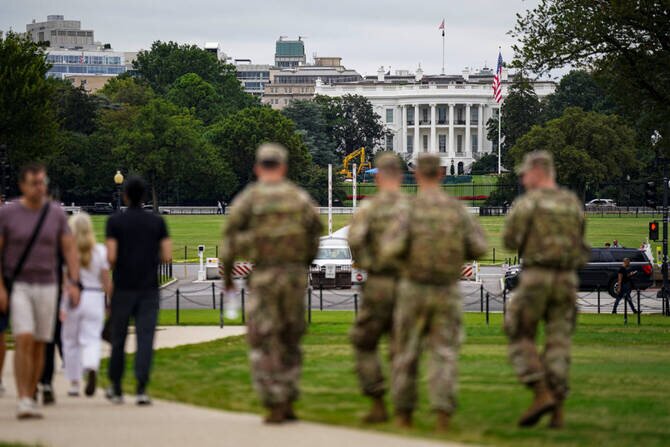 Trump Threatens Federal Intervention in Chicago and Control Over Washington, D.C.