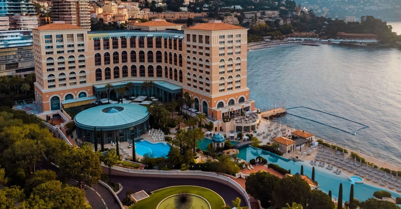 Tourists Rush to Monte-Carlo Bay for Luxury Spa Experience