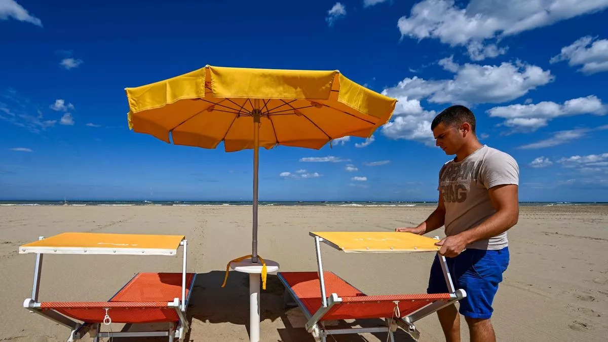 Italians Outraged by Rising Beach Costs