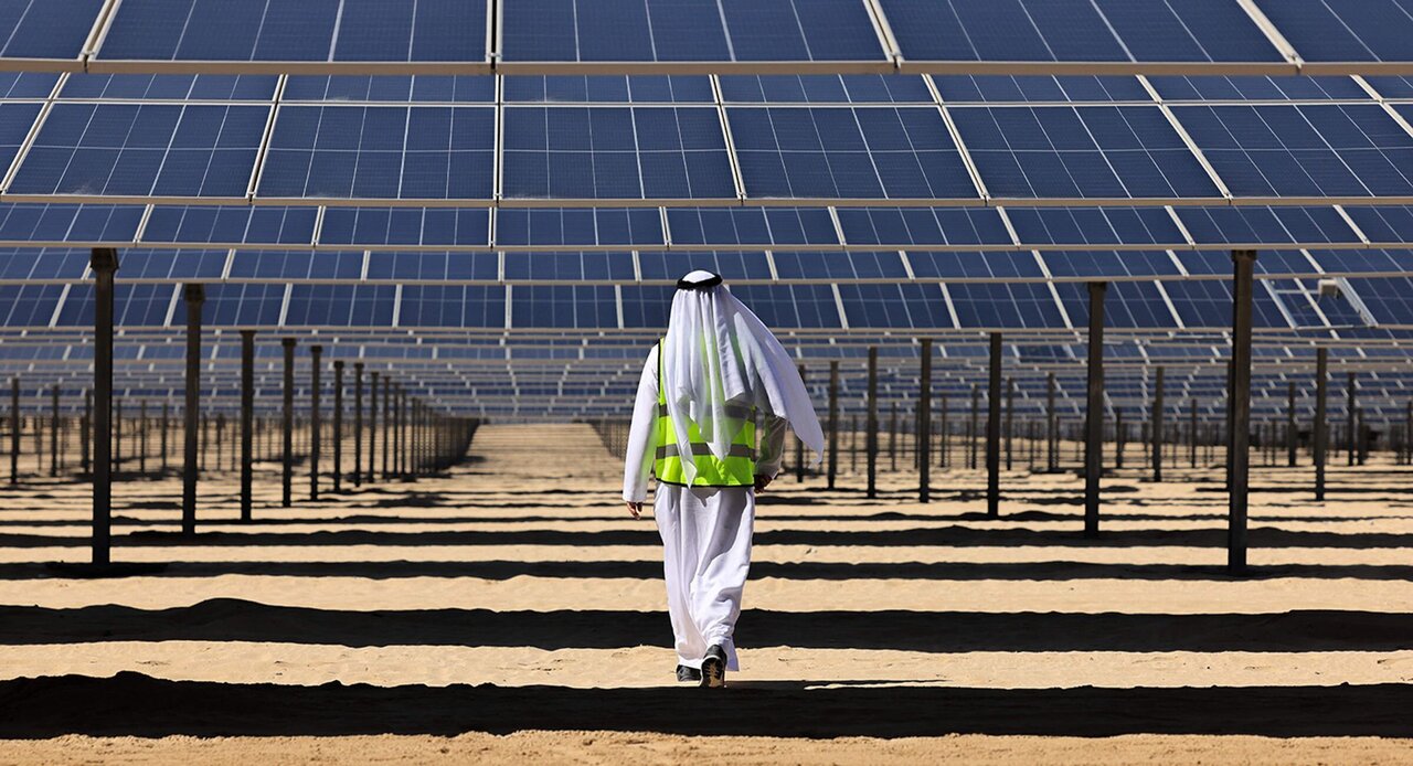 UAE Accelerates Energy Transition Despite Sectoral Gaps