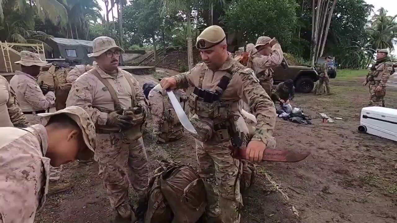 U.S. Marines and Panamanian Forces Complete Jungle Training