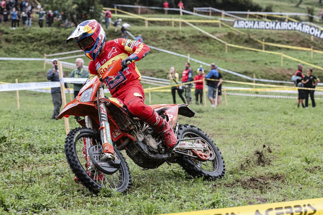 Italy Extends Lead at International Six Days Enduro