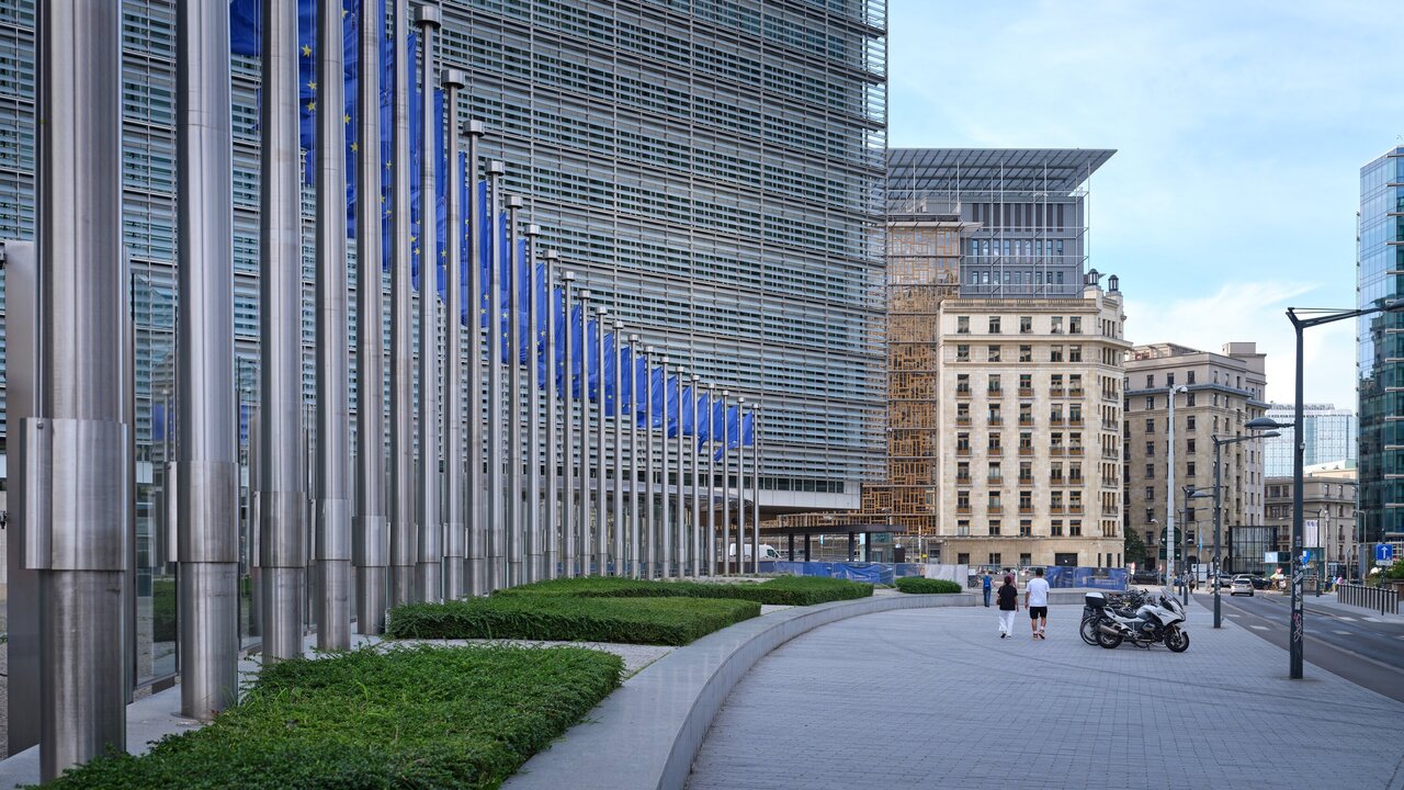 Brussels Keeps August Holiday Tradition Despite Political Turmoil