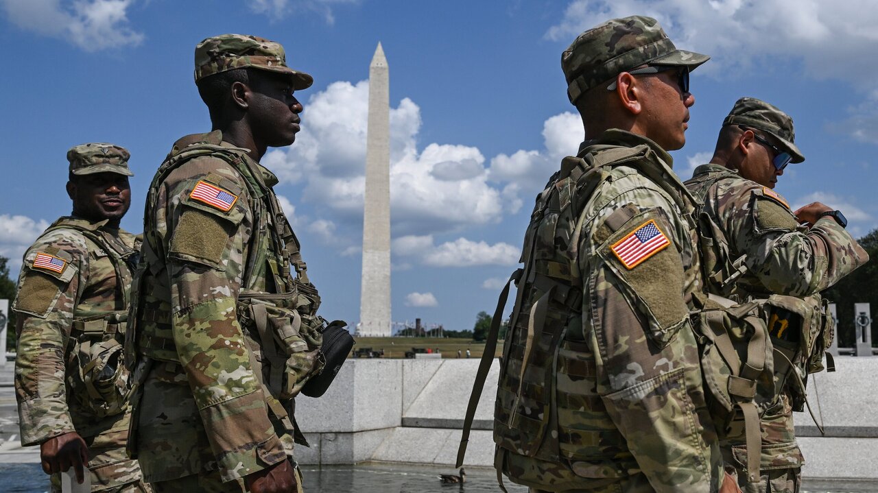 D.C. Residents Report Slump in Restaurants Amid Troop Presence