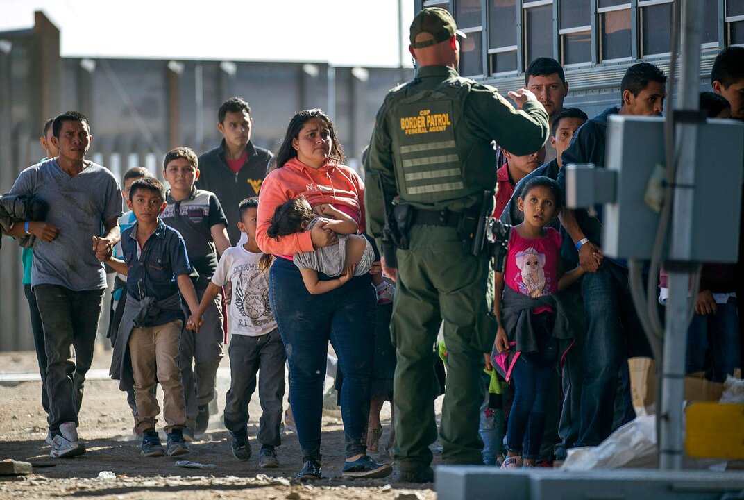 DHS Moves to Restrict Aid for Undocumented Immigrants