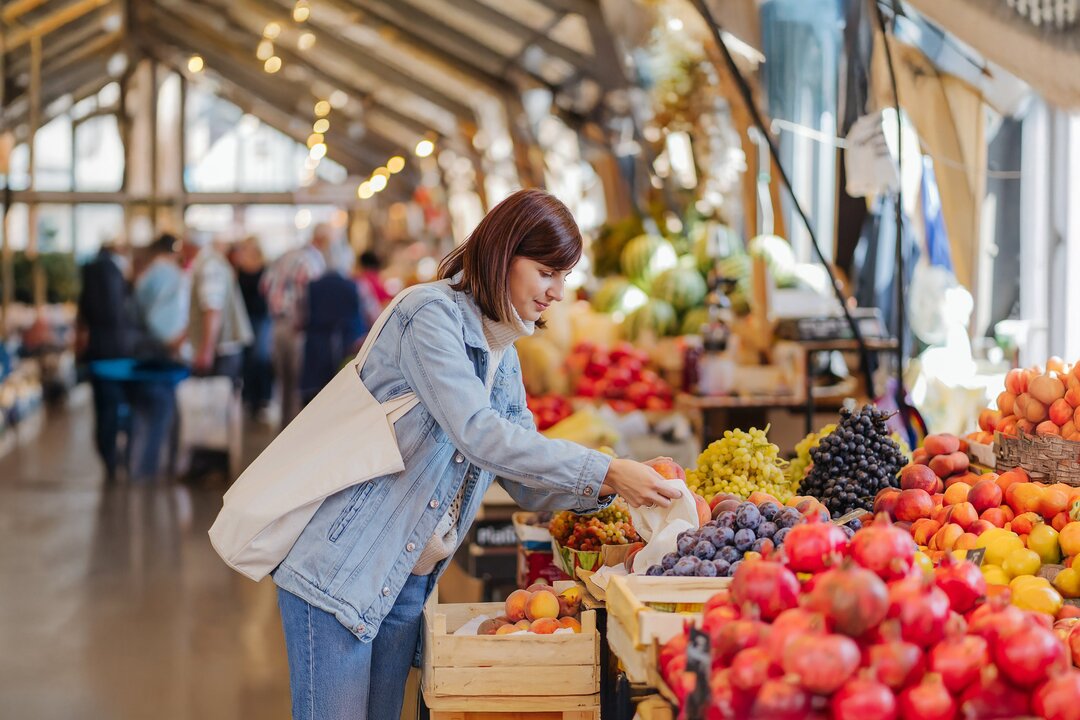 Serbia’s Retail Sales and Industrial Output Show Growth