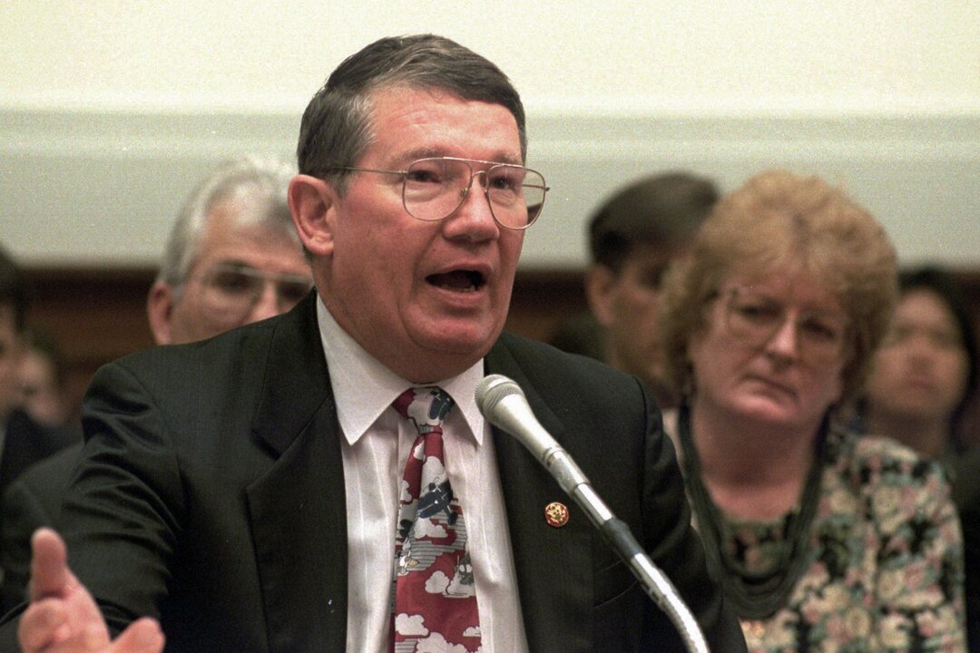 Former Congressman Duke Cunningham Dies at 83