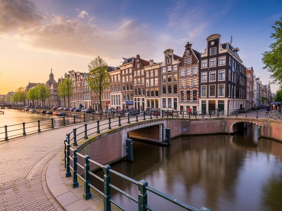 US Travel Boom Extends to Amsterdam for Labor Day Weekend