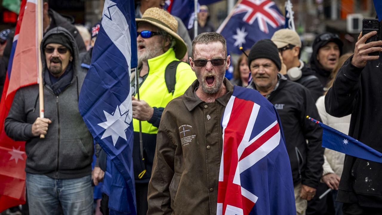 Clashes Erupt at Anti-Immigration Rally in Melbourne