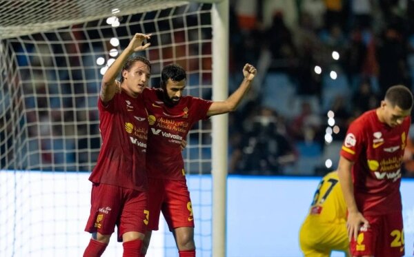 Retegui Scores Twice as Al Qadsiah Ease Past Al Najmah on Opening Night