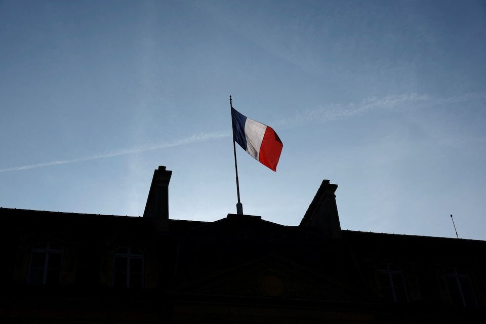France Faces Pressure on Euro Zone Bond Yields