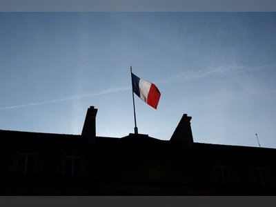 France Faces Pressure on Euro Zone Bond Yields