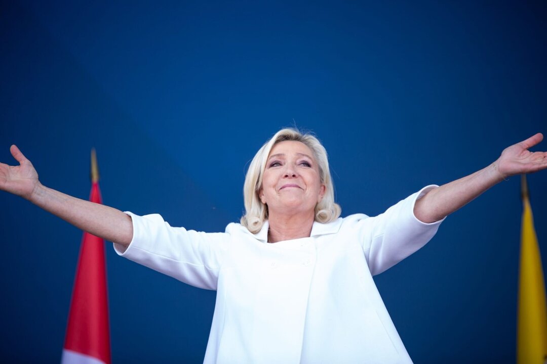 Marine Le Pen Seeks to Reshape France’s Political Landscape