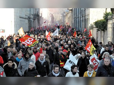 Viral Calls Spark Nationwide Shutdown Threat in France