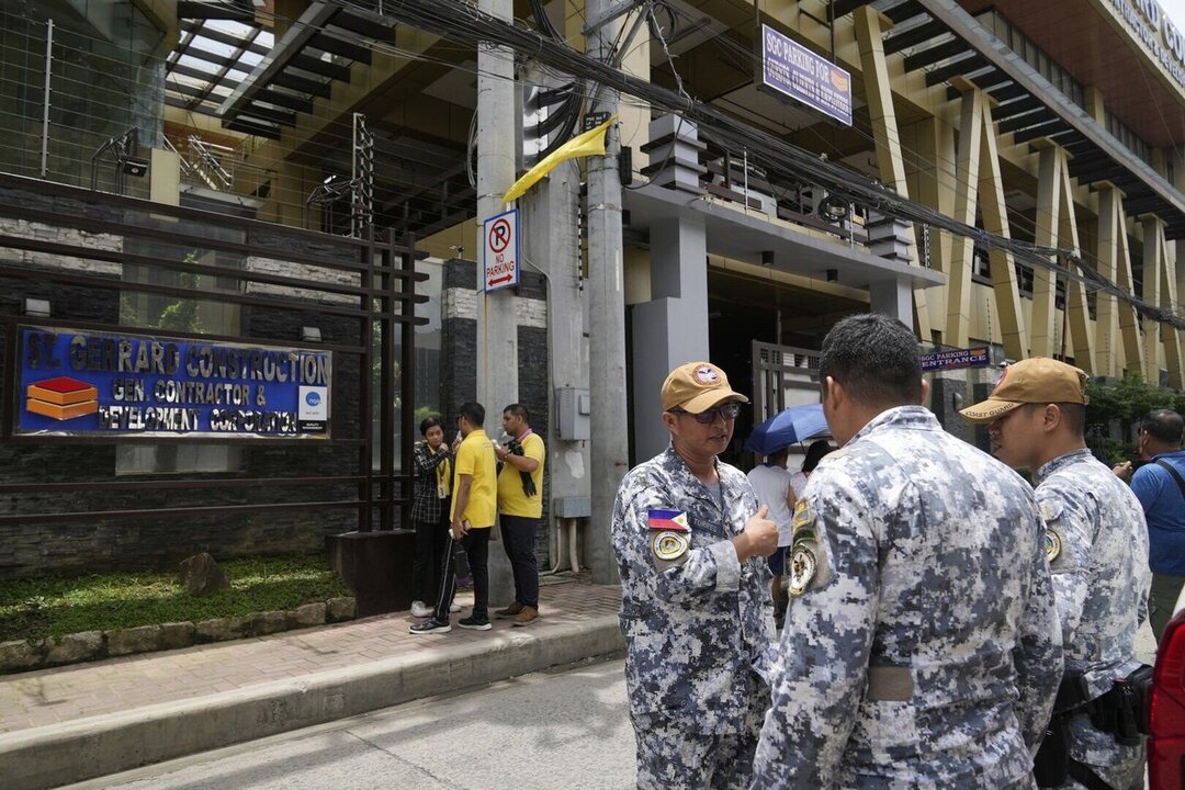Philippine Leaders Probe Corruption in Flood Control Projects