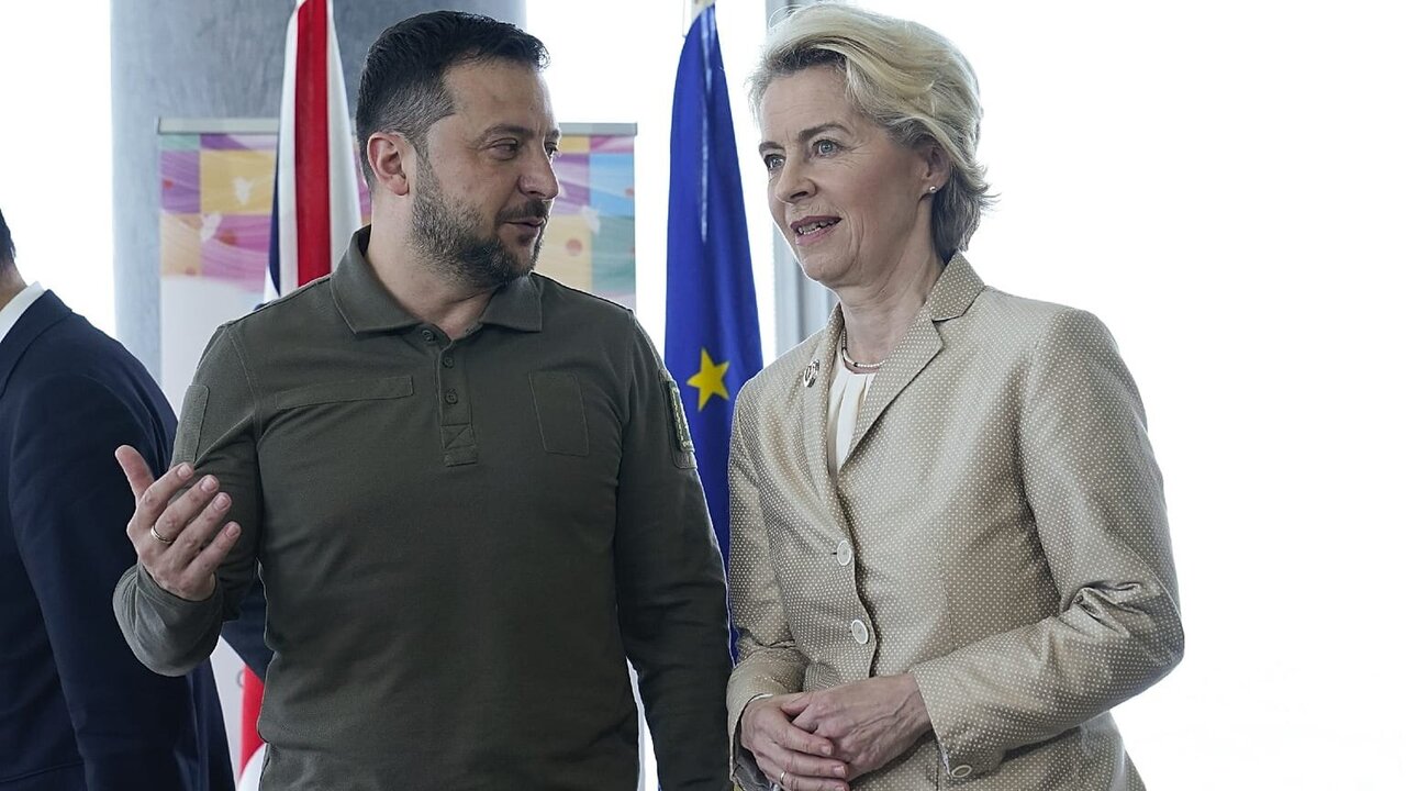 Majority of Europeans Support EU Expansion, Poll Finds