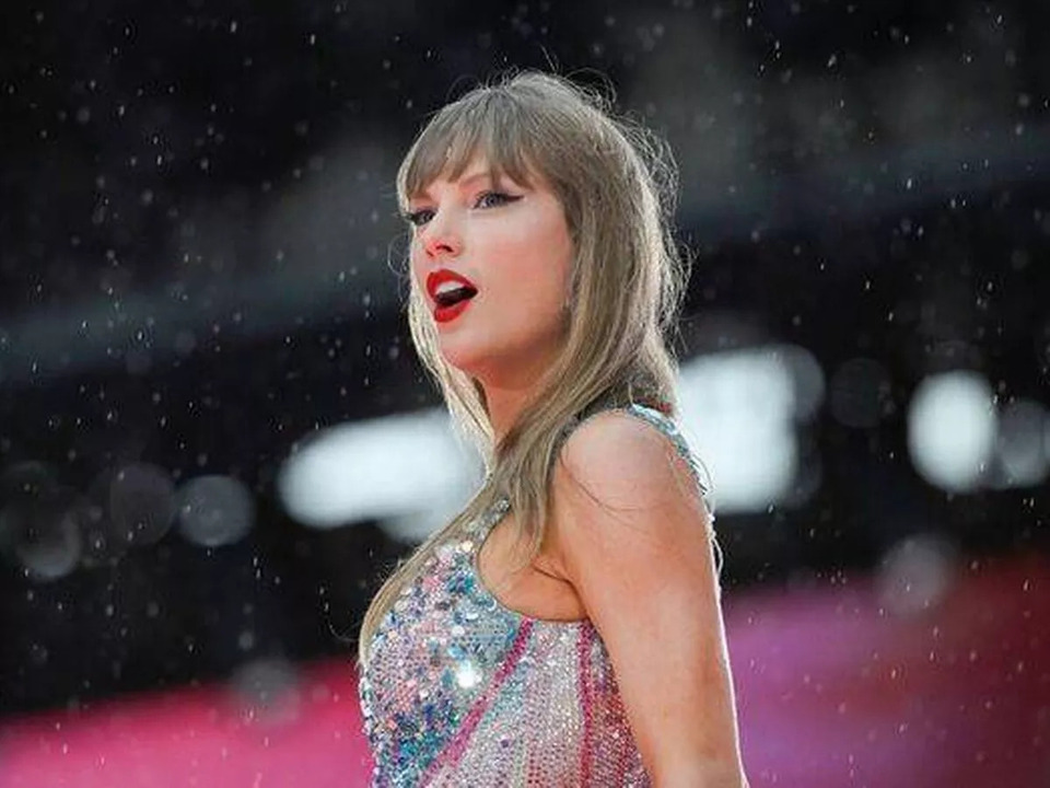 Taylor Swift’s UK Tour Boosts Live Music Spending to Record Levels