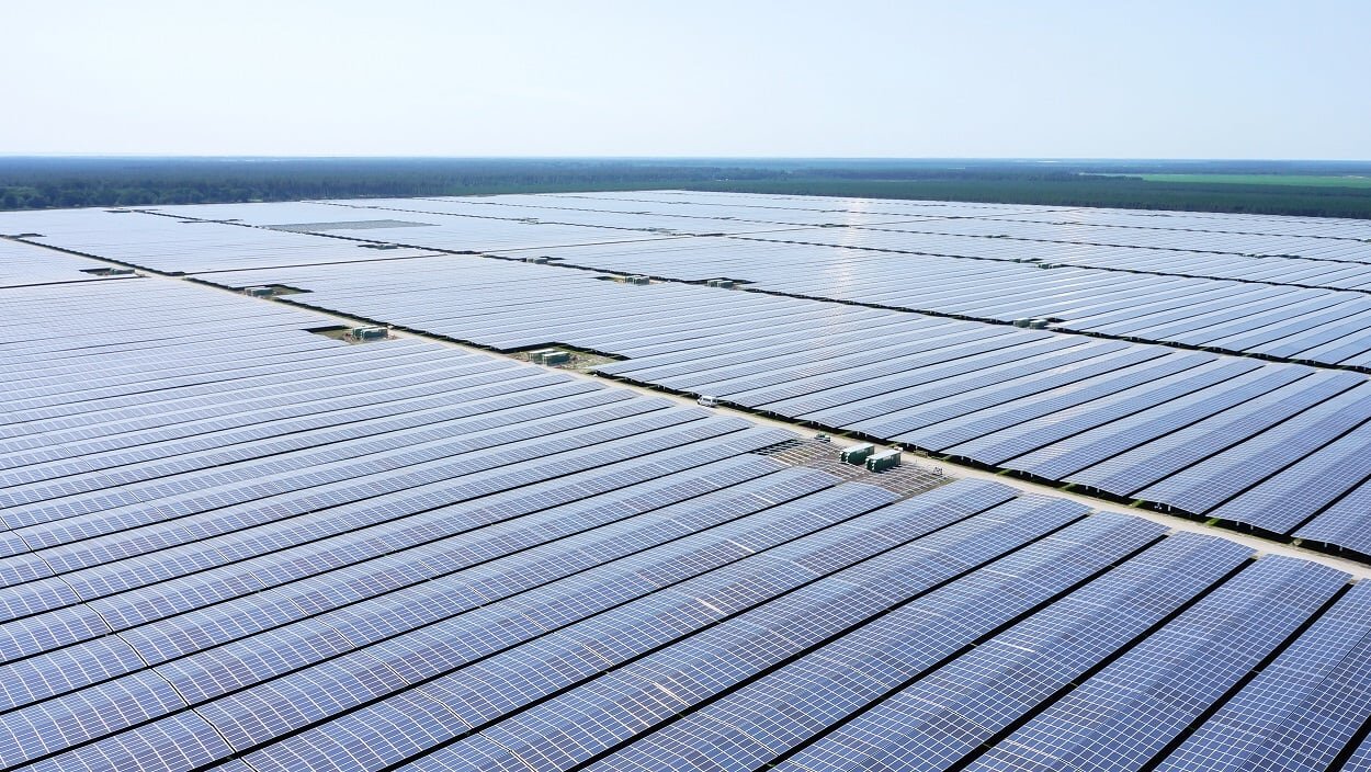 France Awards Nearly 1 Gigawatt in Solar Tender