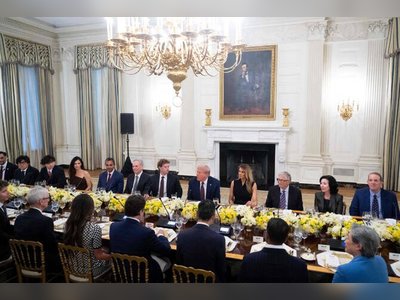 Trump Hosts Tech Executives at White House, Absent Estranged Ally Musk