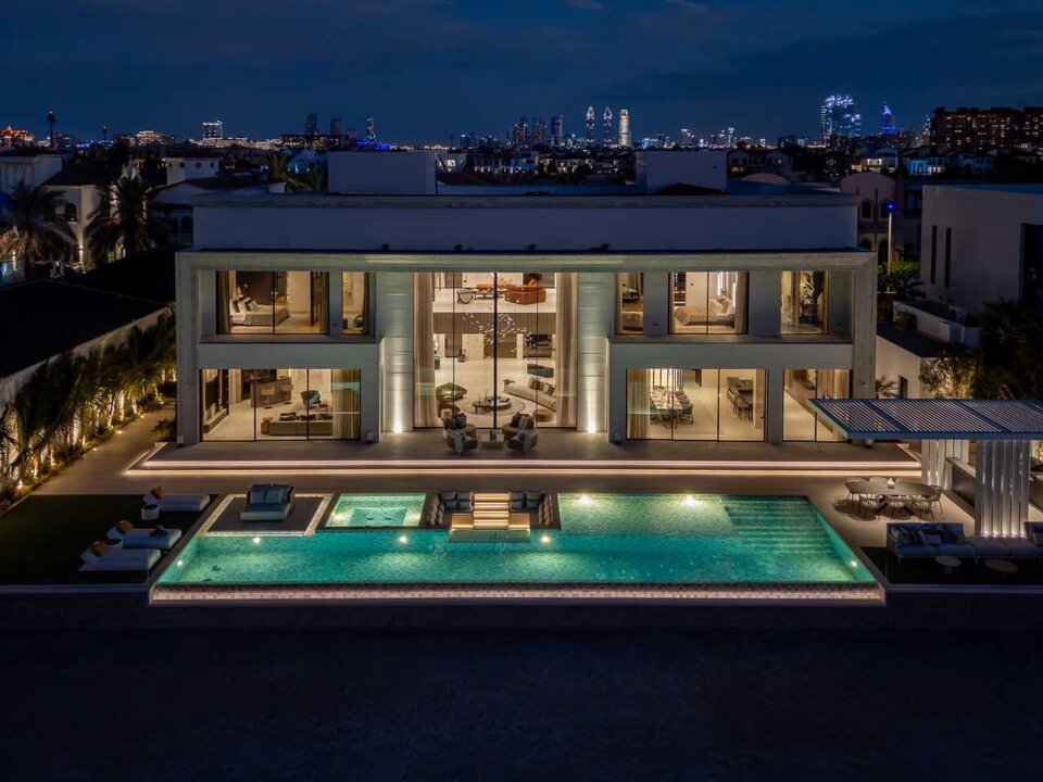 Luxury Mansion on Dubai’s Palm Island Sells for AED 161 Million