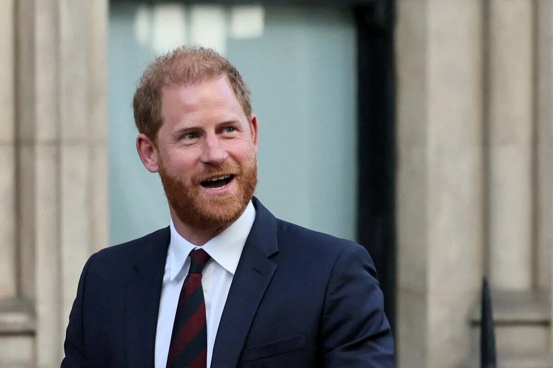 Prince Harry Returns to the UK Amid Speculation of Reunion with King Charles