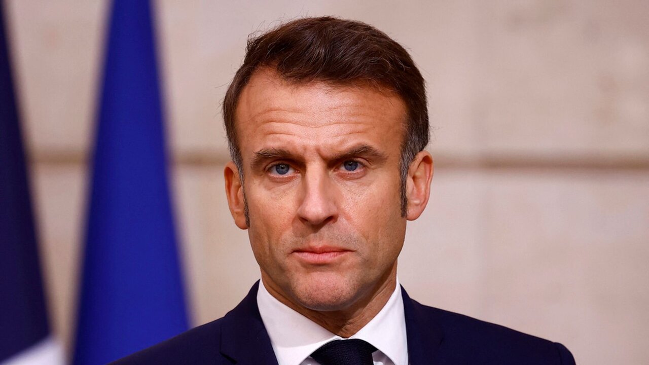 Macron Faces Deepening Crisis as He Seeks New Prime Minister