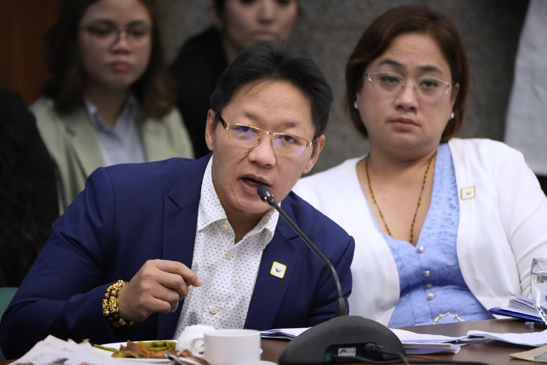 Philippine Senators Deny Corruption Allegations in Flood Control Probe