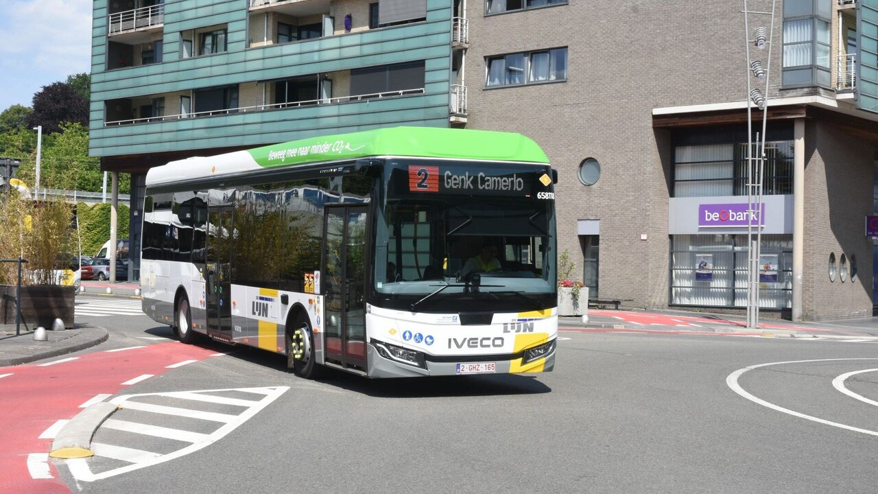 IVECO Delivers 110 Electric Buses to Flanders