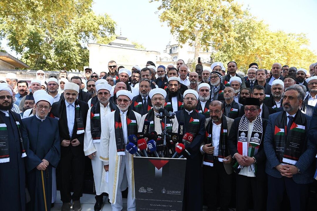 Germany Pressures Turkish Mosques Over Radical Messaging