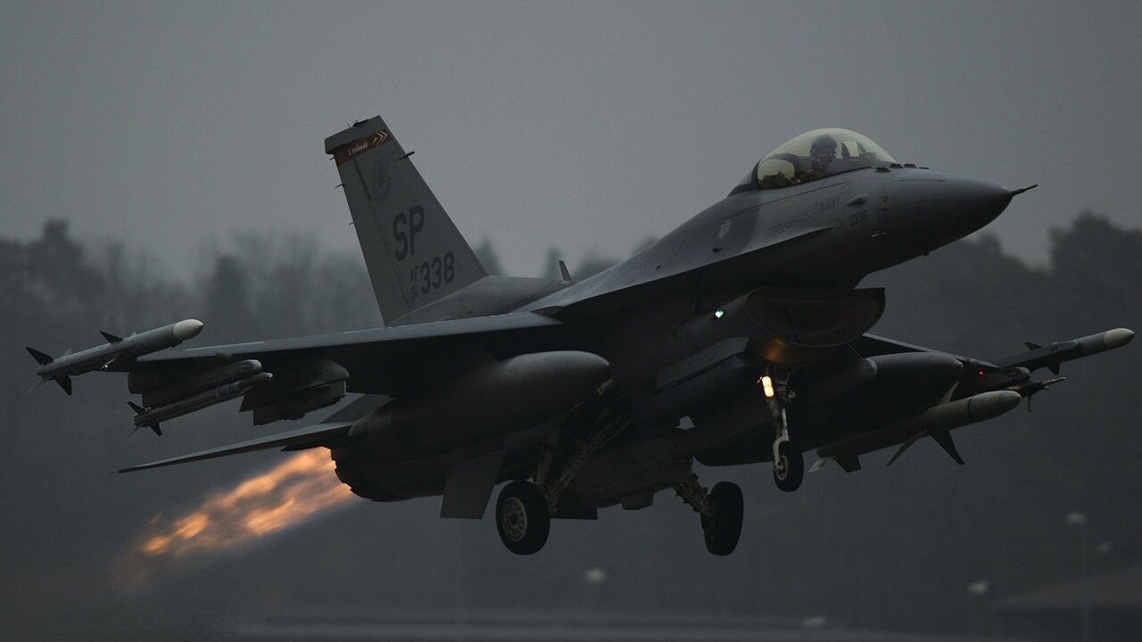 Philippines Rejects Offer of US F-16 Fighter Jets