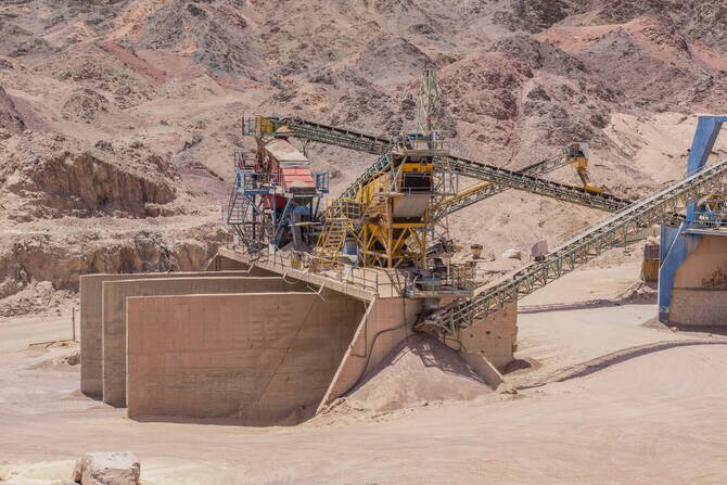 Saudi Industrial Output Surges 6.5% in July Due to Mining and Manufacturing Growth