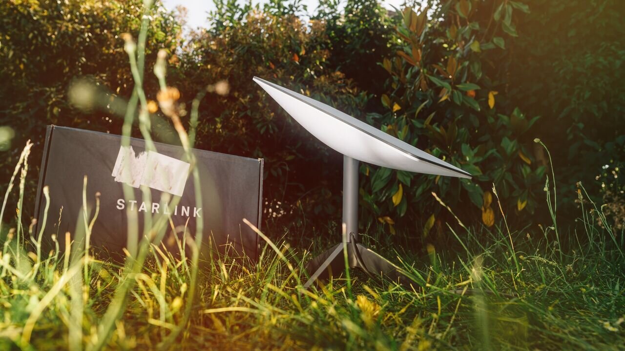 Lebanon Grants License to Starlink to Boost Telecom Services