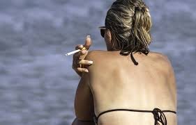 France’s Smoking Ban Expected to Help Protect Coastlines