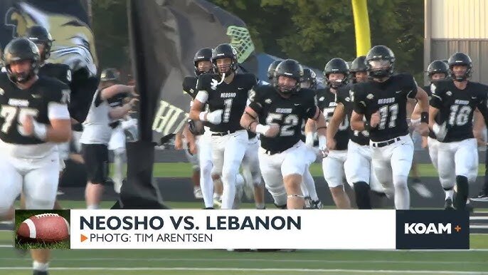 Neosho Dominates Lebanon in High School Football Clash