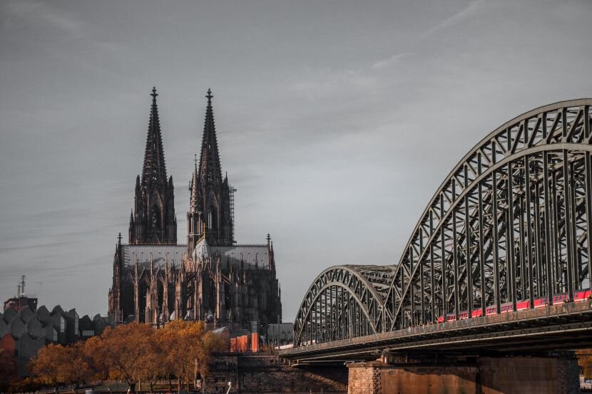 Tourism Industry in DACH Region Faces Declining Confidence