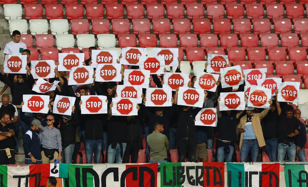 Italian Fans Protest During Israel Anthem